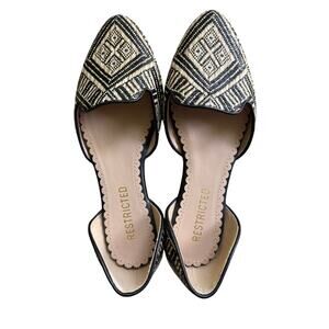 Restricted women’s Black Tan Boho Aztec Woven Pointed Toe Flats size 6